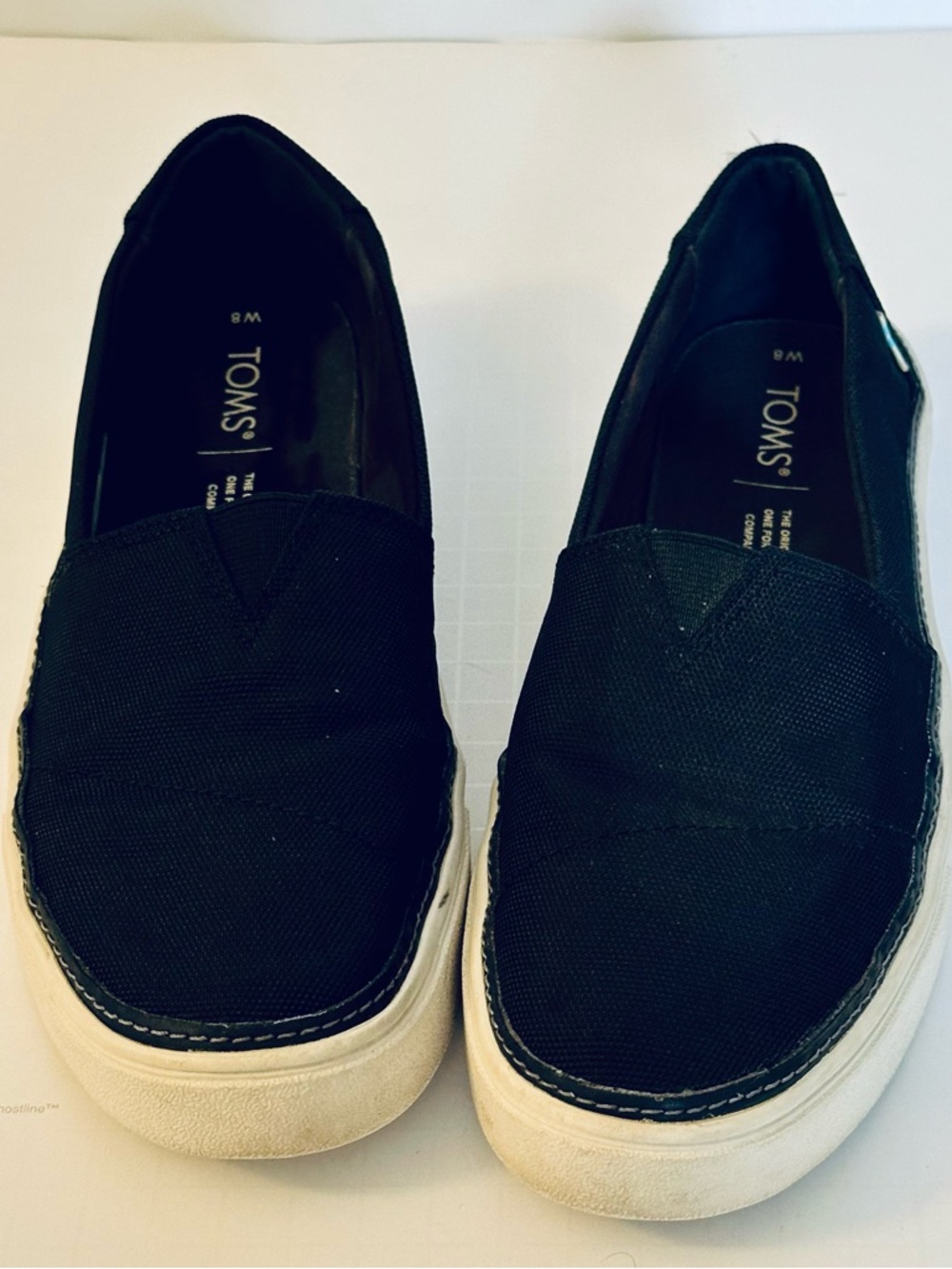 TOMS Black Slip Ons Size 8 Wide | Comfy Minimal Everyday Shoe - Picture 2 of 11